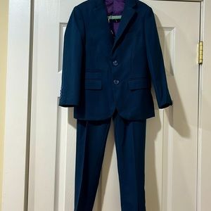 Blue ISAAC MIZRAHI suit excellent condition